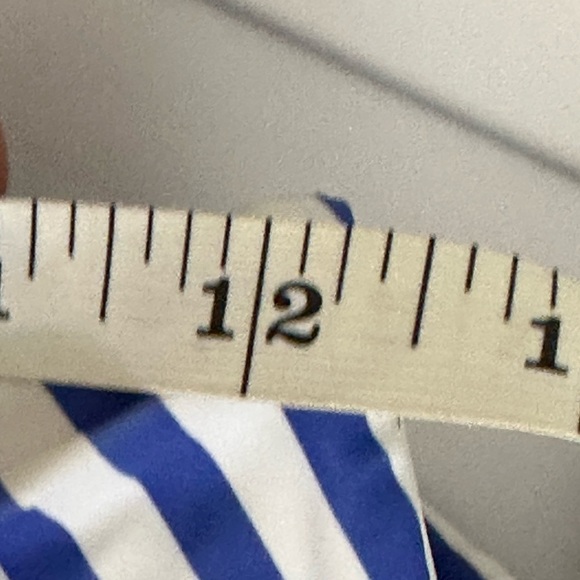 Cupshe sz lg swimsuit One piece. Blue and white stripe. Ruffle accent - Picture 10 of 12
